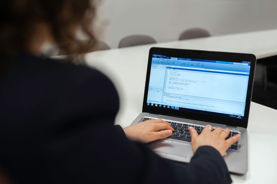 10 Artificial Intelligence Project Ideas for High Schoolers