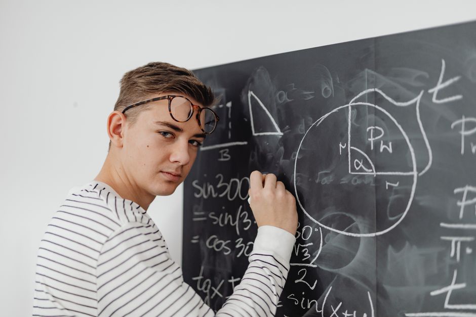 The Ultimate Guide to Get a Perfect Score on the AMC 10